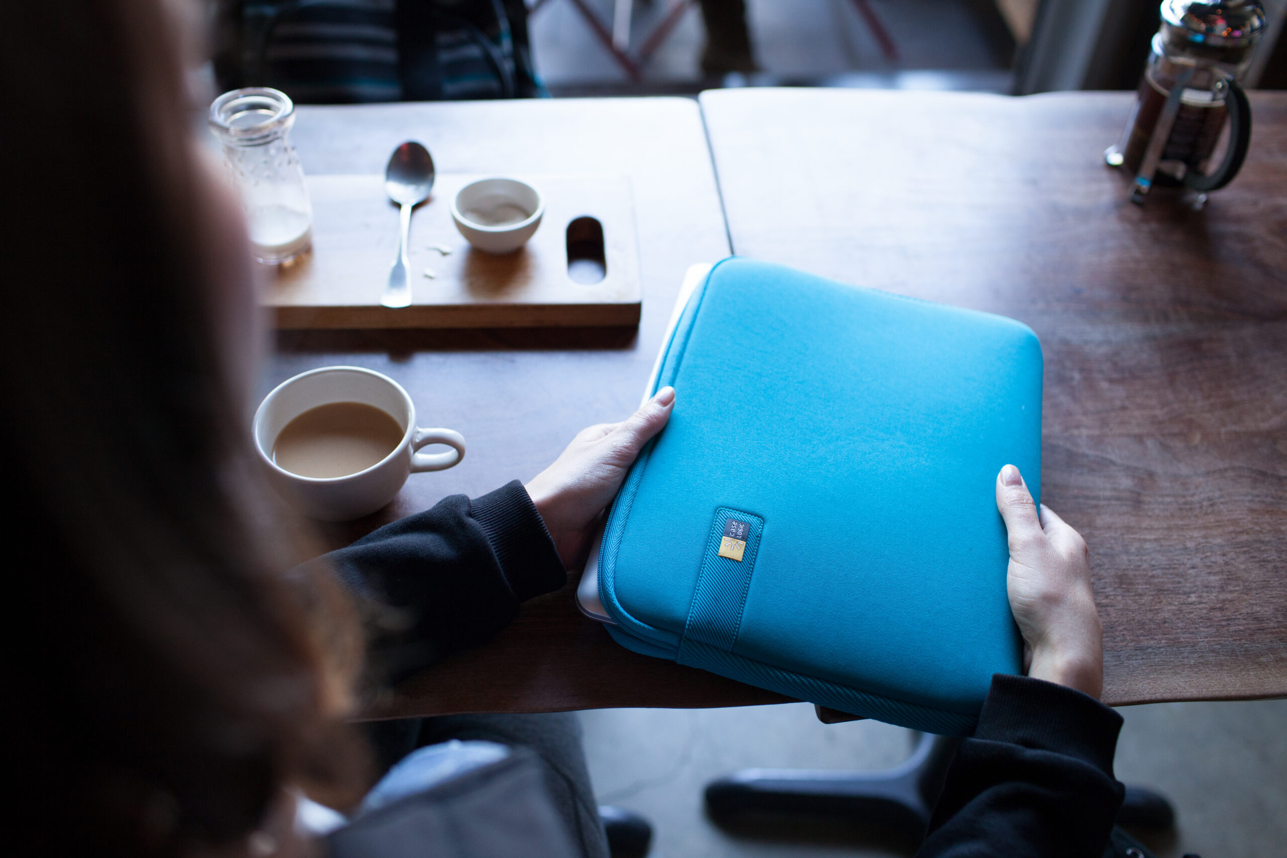 Funda CASE LOGIC 13.3" EVA MacBook Rosa Funda CASE LOGIC 13.3" EVA MacBook Rosa